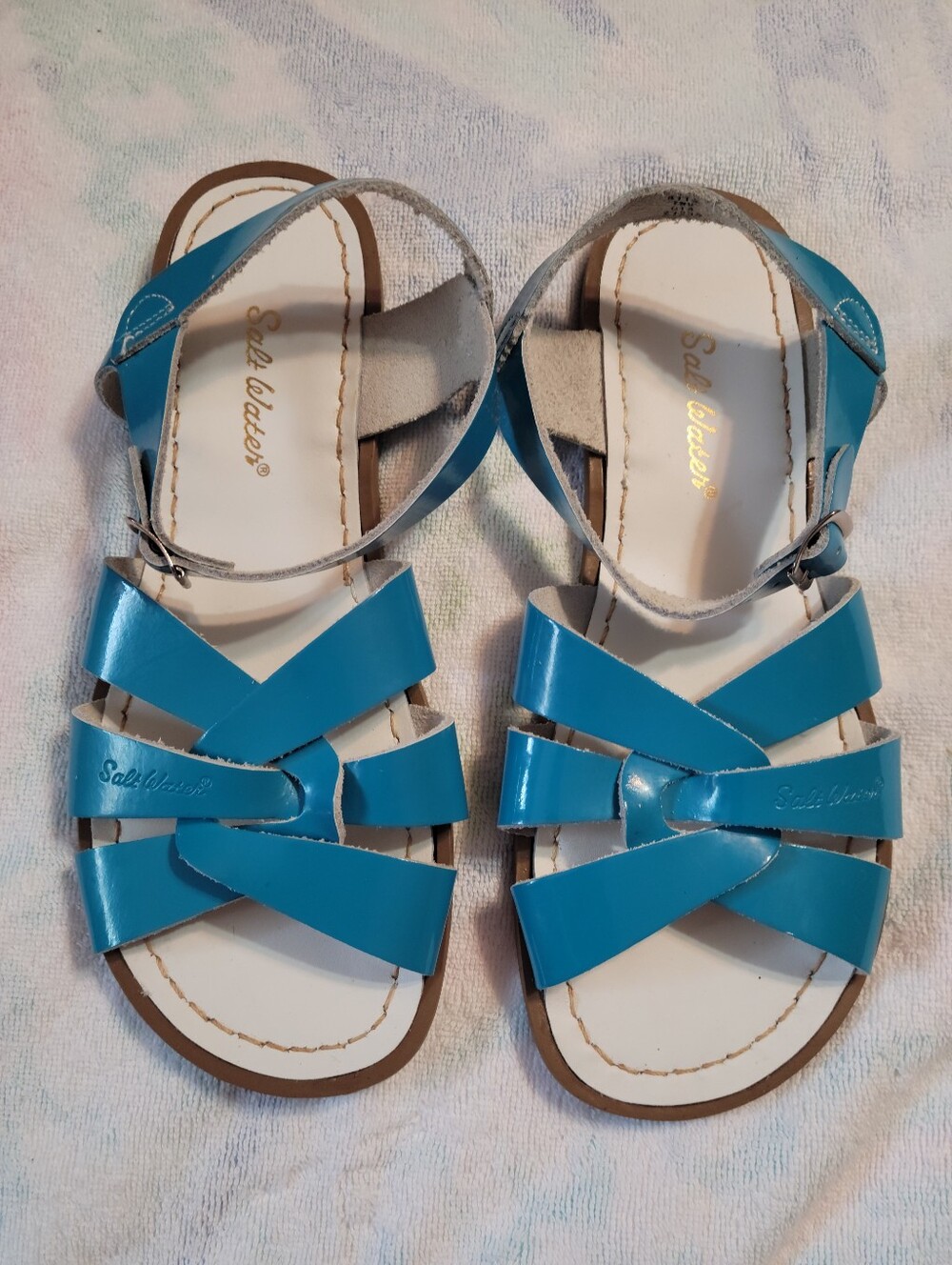Ladies Sz 7 NWOT Turquoise Salt Water Sandals